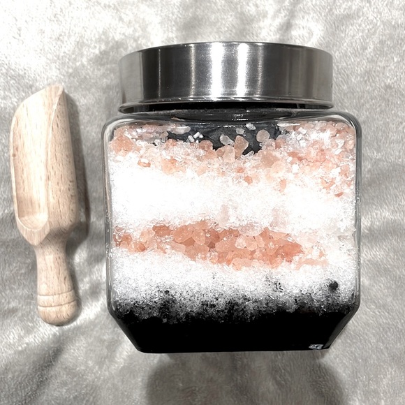 *NEW* 100% Raw Bamboo Activated Charcoal Bath Soak Salt - Momtaz Soap - Picture 4 of 4